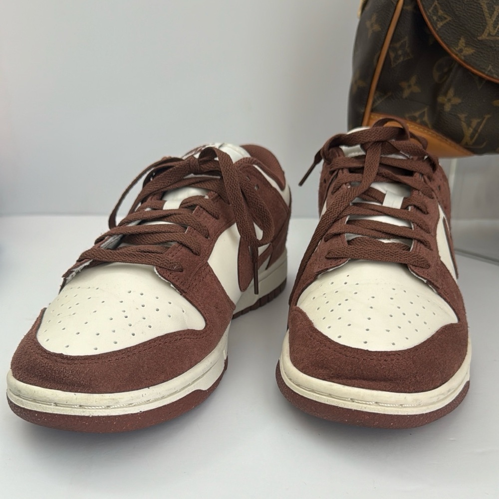 Brand New Nike Women’s Low Suade Dunk size 9 - Picture 6 of 10